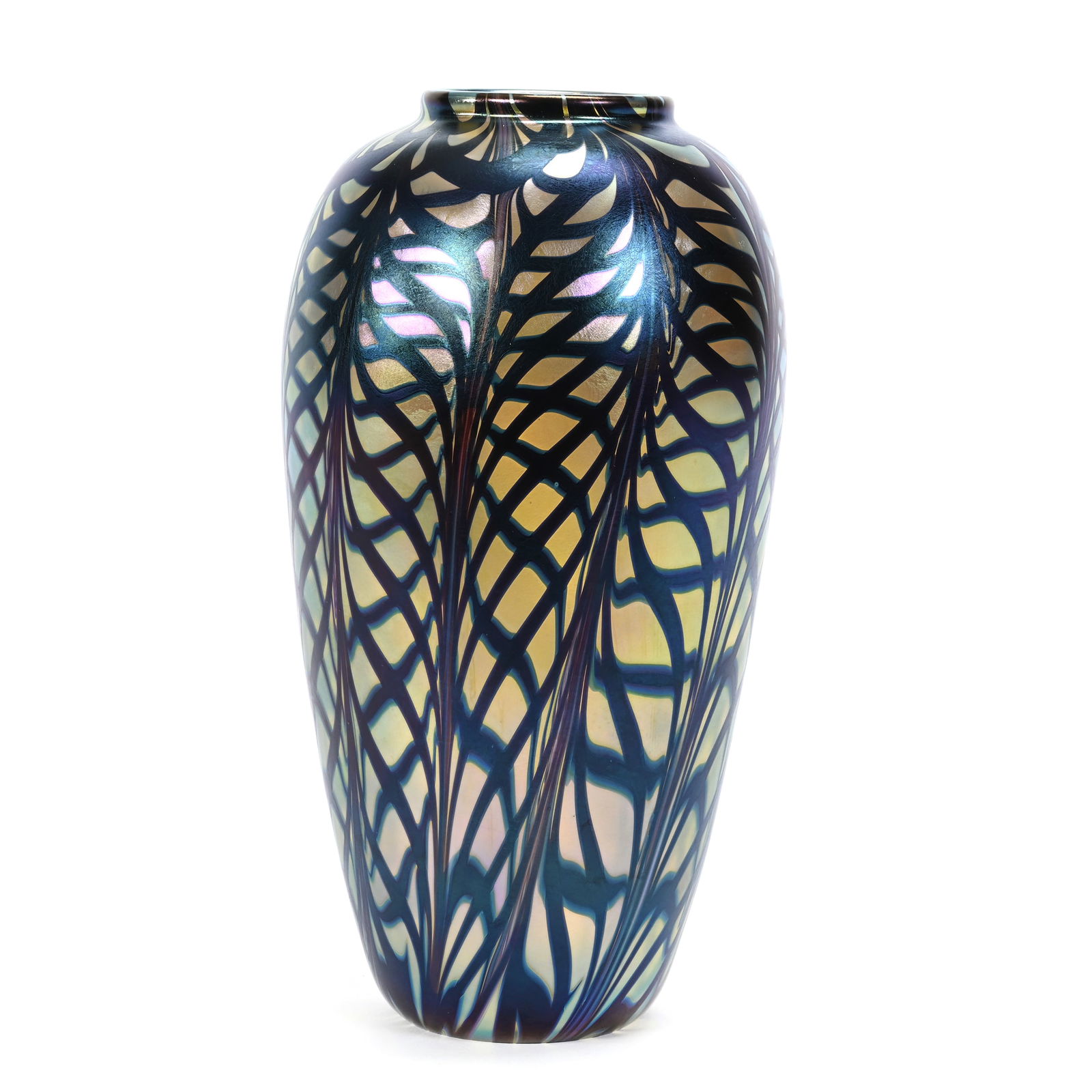 Vase Signed Orient & Flume Contemporary Art Glass: Vase Signed Orient & Flume Contemporary Art Glass, 8.75" x 4.75", Gold Iridescent With Blue Fishnet Design, Dated 1984, #O89, Original Certificate, Rodger Shinn Collection, Kansas. Selling Mr. Shinn's