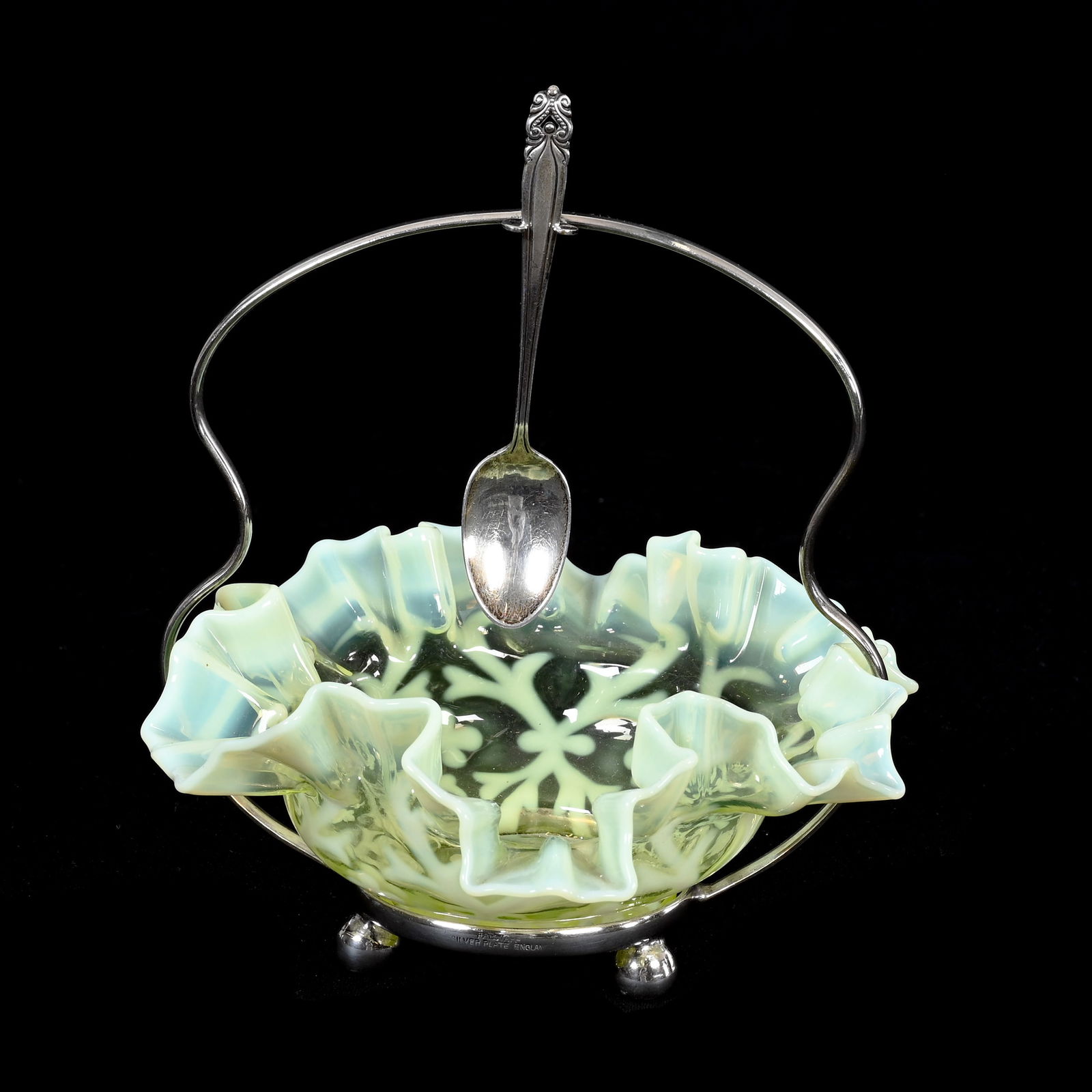 Sweetmeat, Vaseline Opalescent Ruffled Bowl (1 of 4)