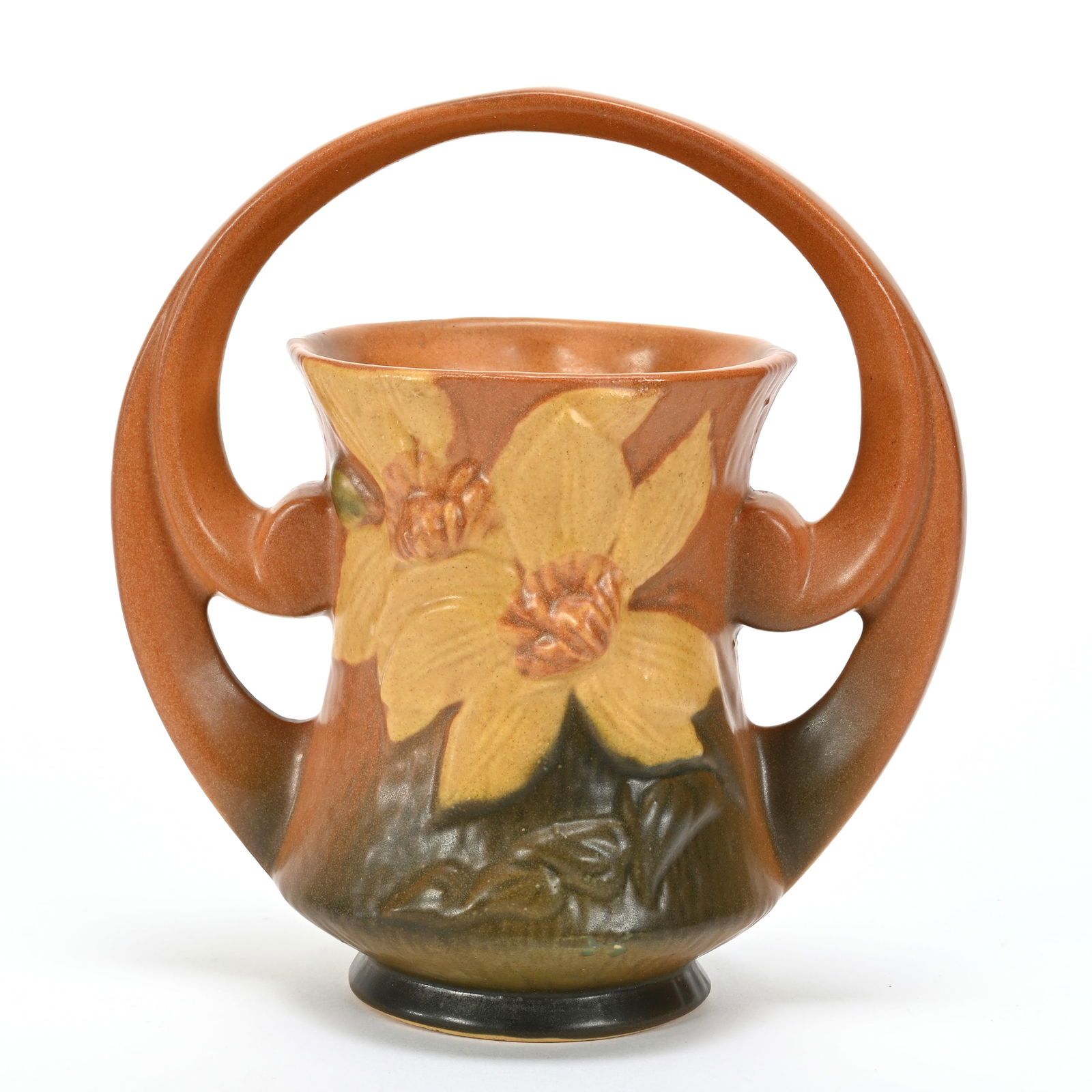 Basket Marked Roseville #387 Art Pottery (1 of 3)