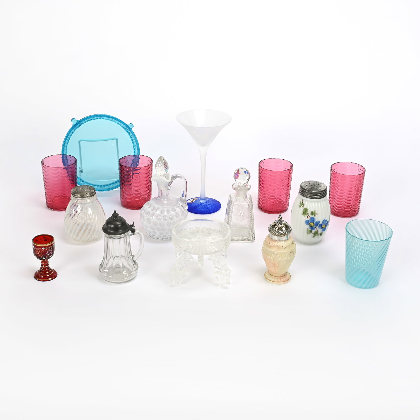 Large Assortment Of Glass Items (1 of 7)