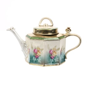 Tea Pot Marked R.S. Prussia, Eight-Sided