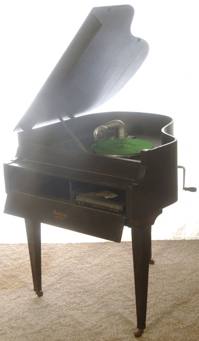 UNIQUE! 35" X 32" MAHOGANY CASE GRAND PIANO SHAPED: UNIQUE! 35" X 32" MAHOGANY CASE GRAND PIANO SHAPED PHONOGRAPH DISC RECORD PLAYER CHICAGO "PHONOGRAM" - NICE CONDITION!