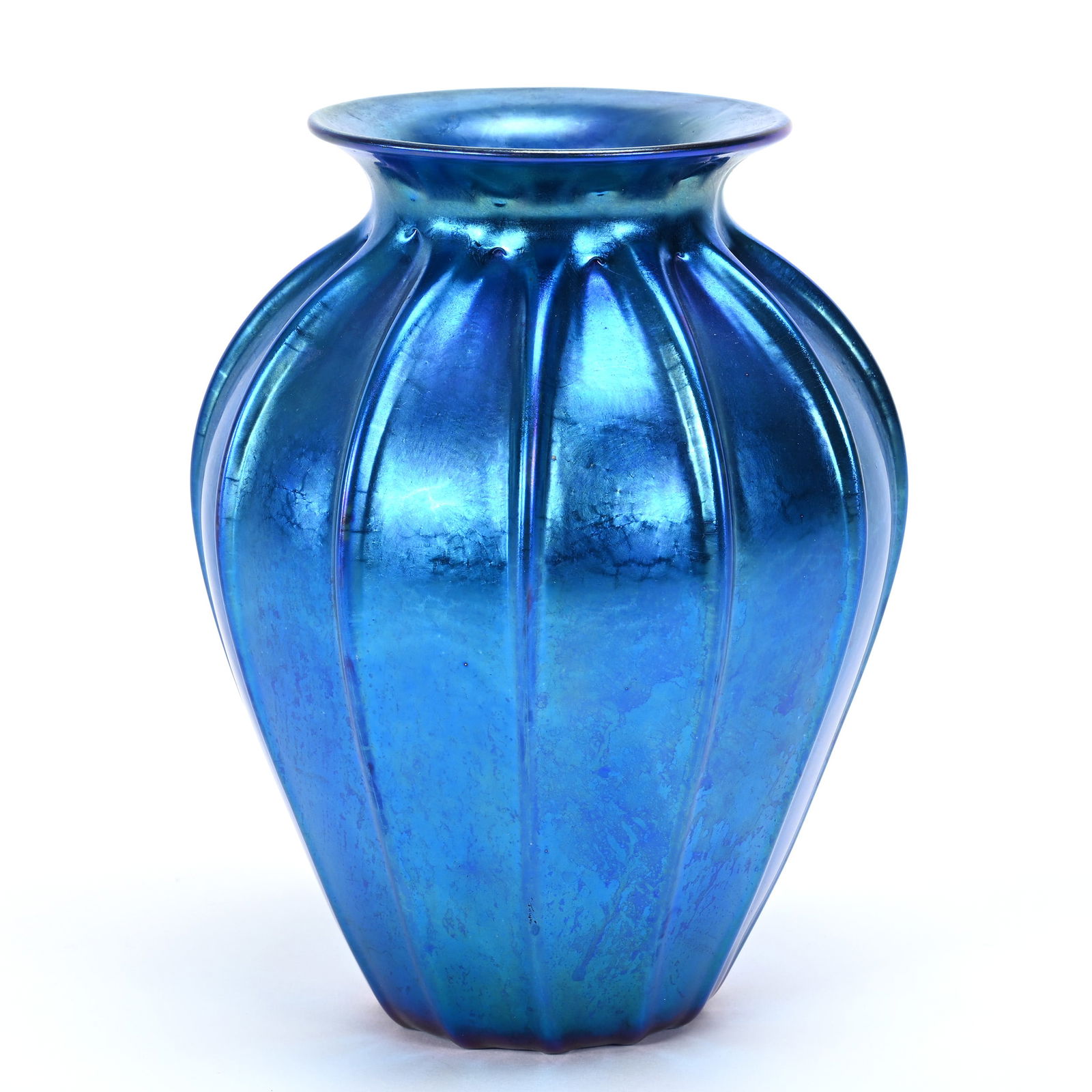 Vase, Contemporary Art Glass Signed Lundberg Studios (1 of 3)