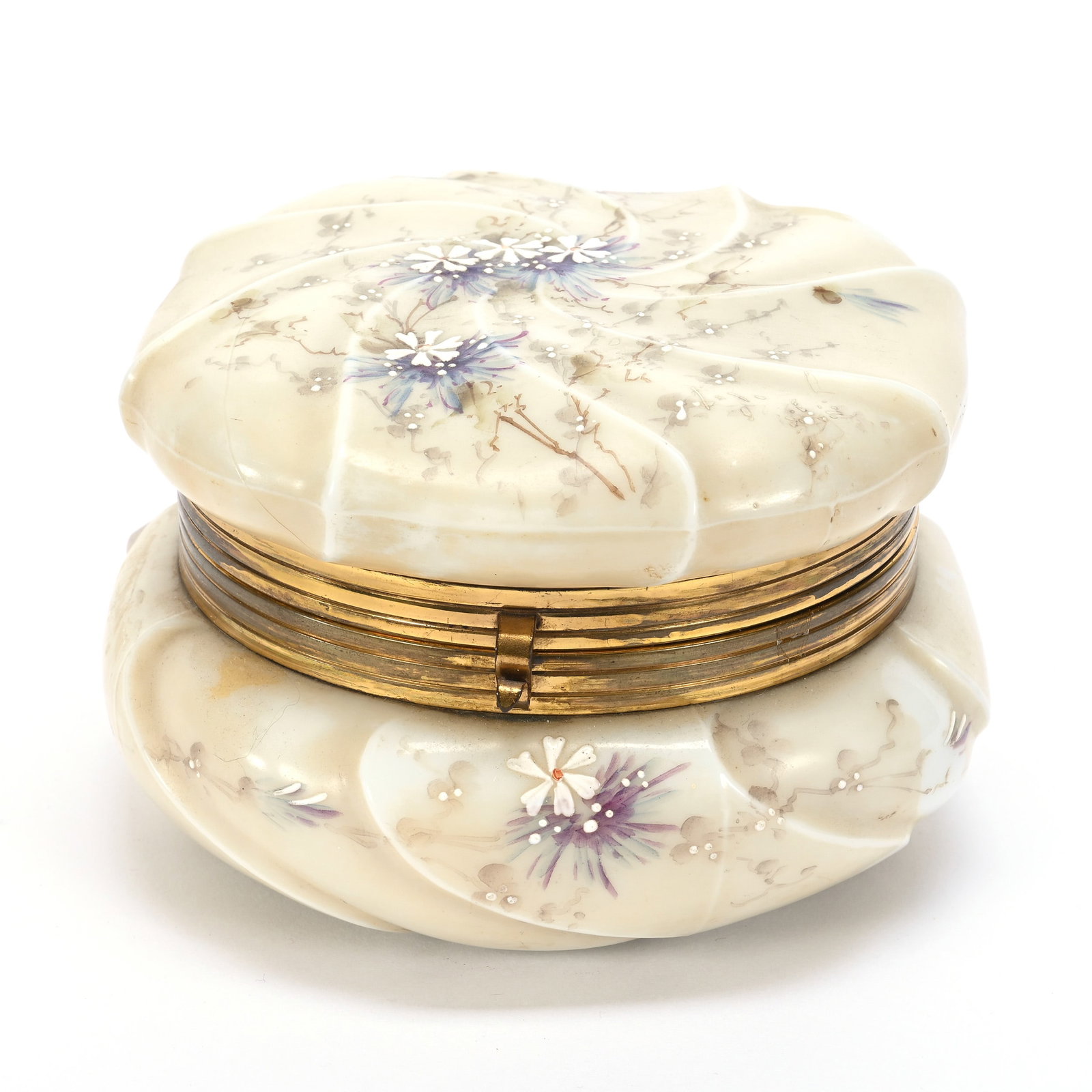 Jewel Box, Unmarked Wave Crest Art Glass: Jewel Box, Unmarked Wave Crest Art Glass, 3.5" x 5", Swirl Mold, Cream Tones With Floral Decor, Original Lining, Estate Of Ray Callander.