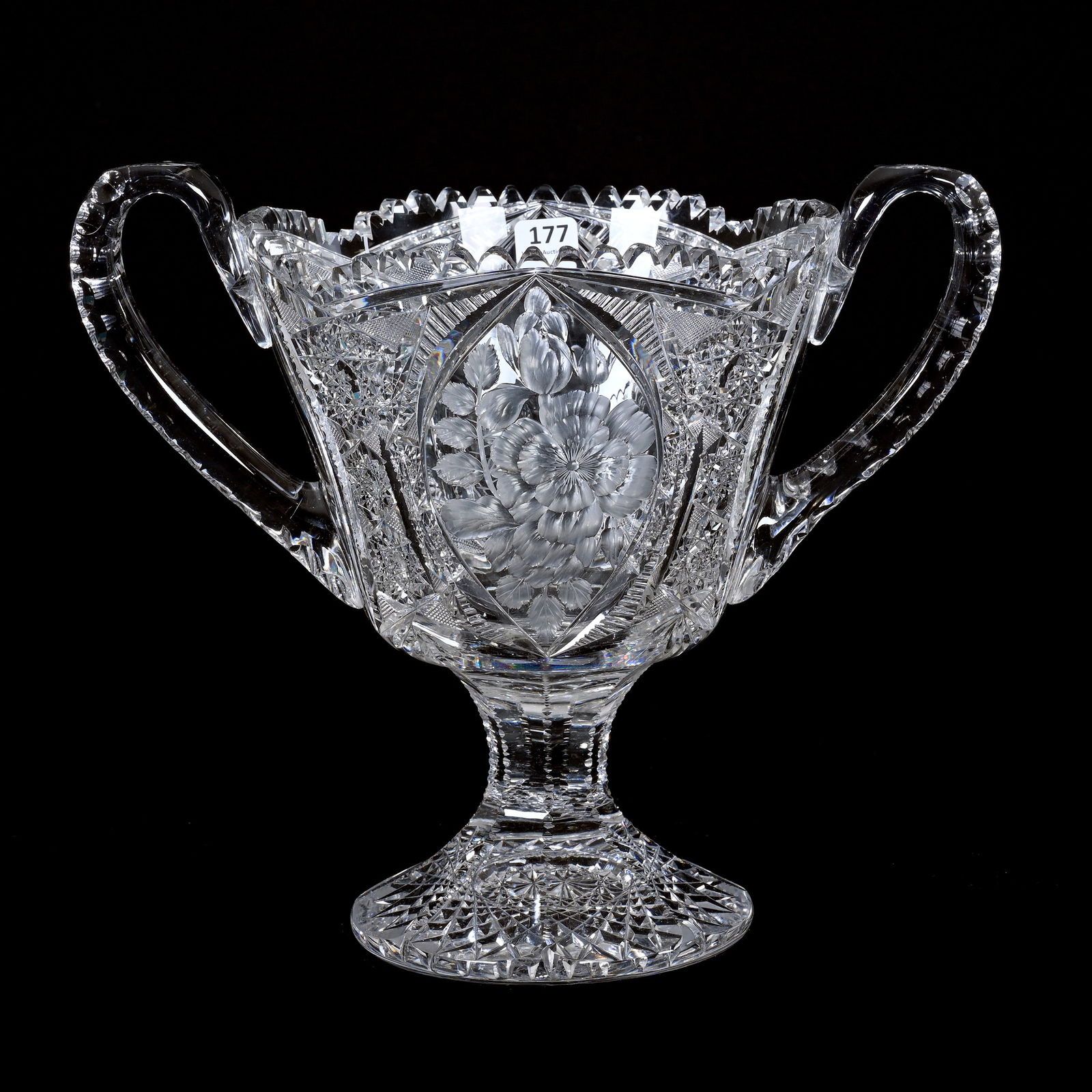 Pedestal Flower Center, Two Handles, ABCG (1 of 5)