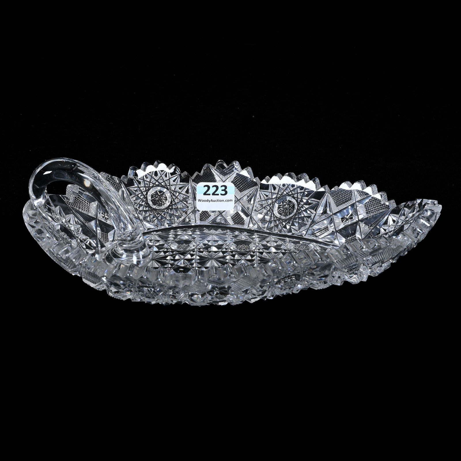 Handled Nappy, Leaf Shape, ABCG (1 of 4)