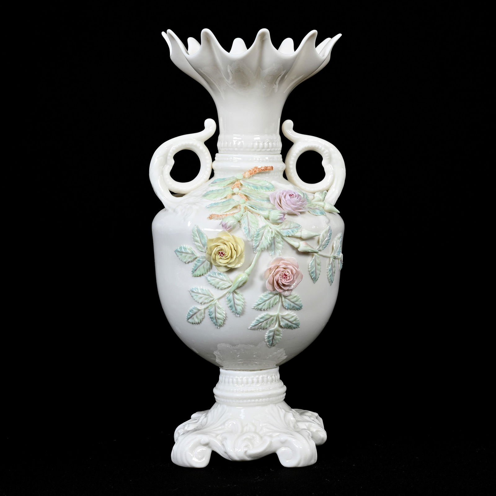 Pedestal Vase, Irish Belleek, Fifth Green Mark (1 of 3)