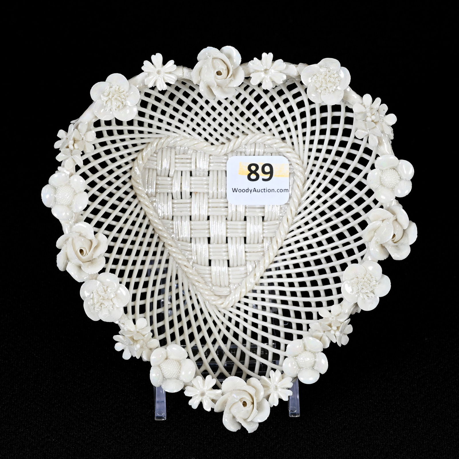 Basket, Heart Shape, Irish Belleek (1 of 3)