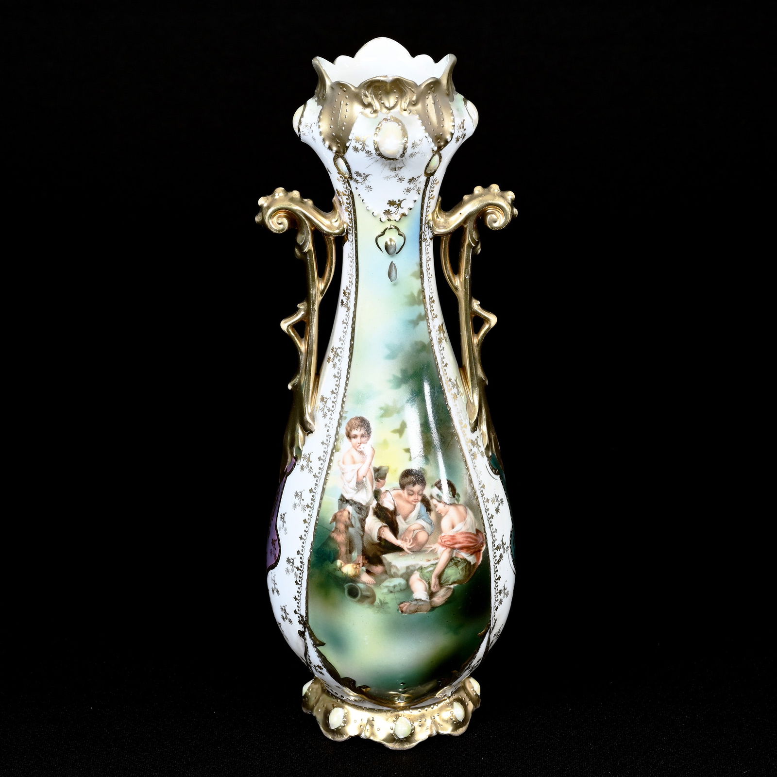 Vase Marked R.S. Prussia, Dice Throwers Scenic Decor (1 of 5)