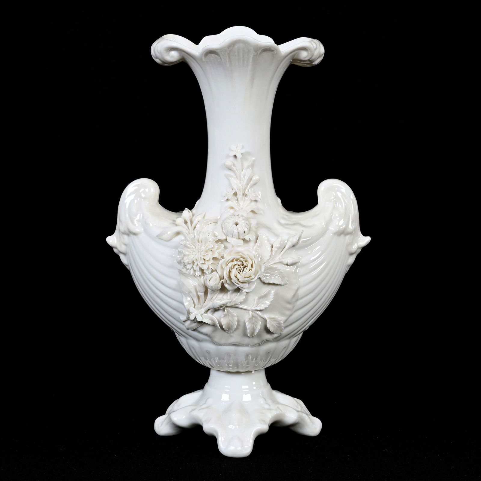 Prince Arthur Vase, Irish Belleek 3rd Black Mark (1 of 3)