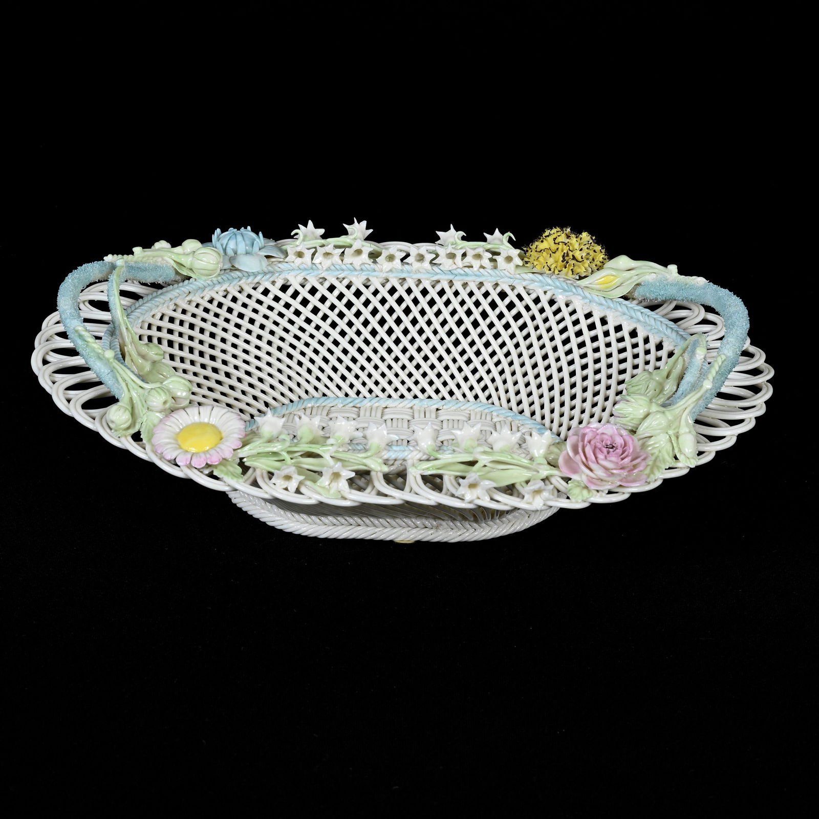 Oval Basket, Irish Belleek, Four Strand Two Pad Mark (1 of 4)