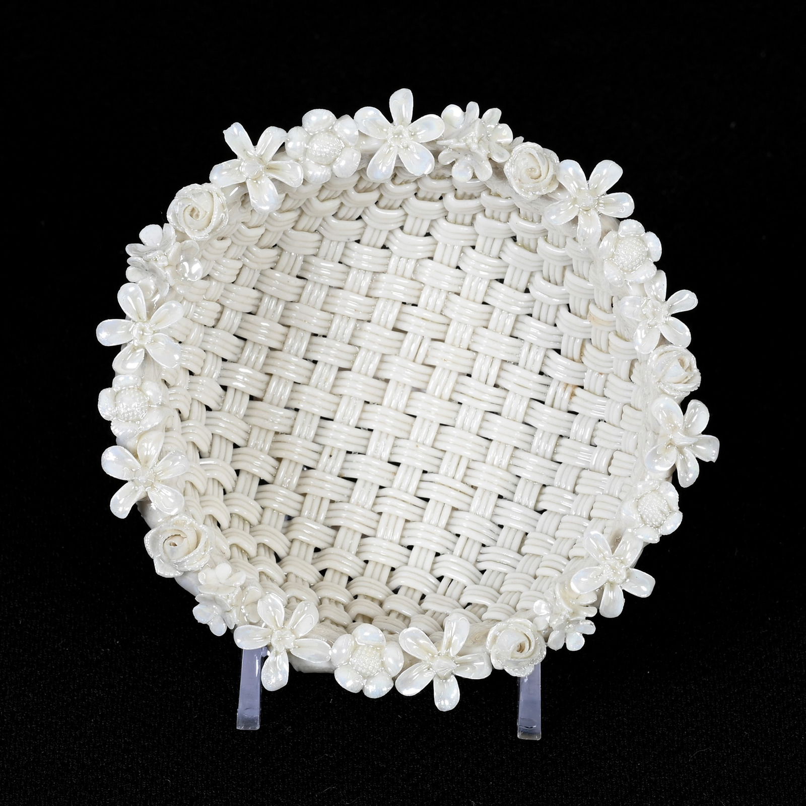 Basket, Irish Belleek, Three Strand, One Pad Mark (1 of 4)