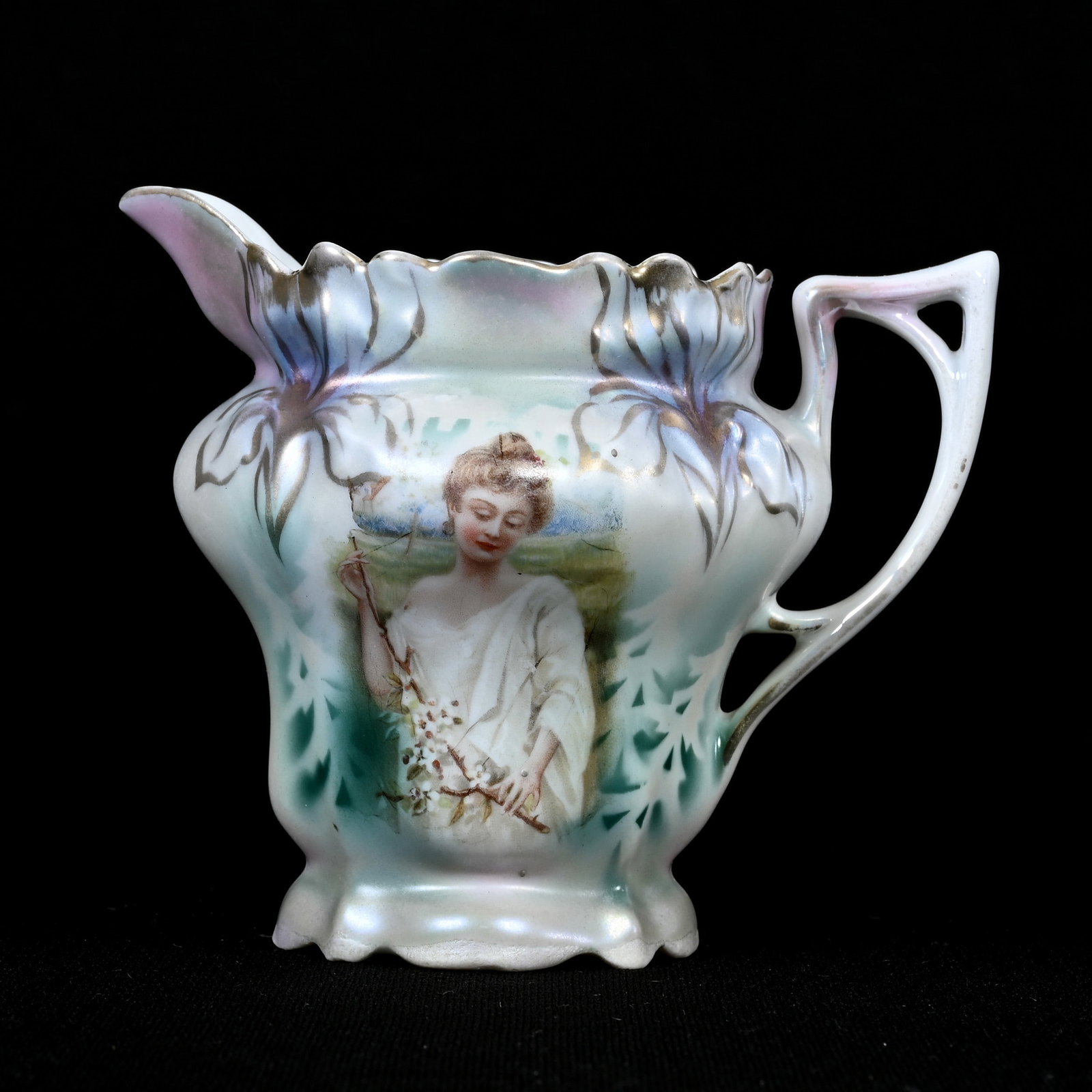 Creamer Marked R.S. Prussia, Spring Season Portrait (1 of 4)