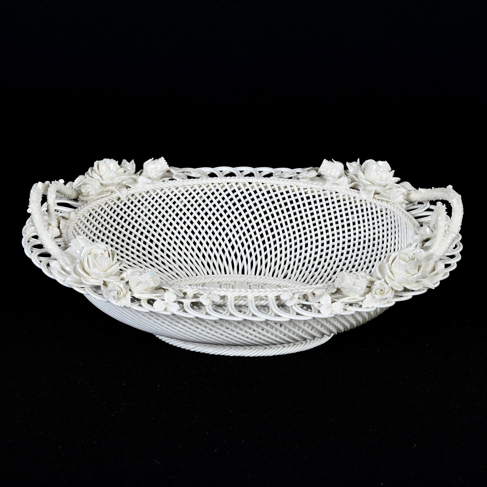 Oval Basket, Irish Belleek, Four Strand, One Pad Mark (1 of 4)