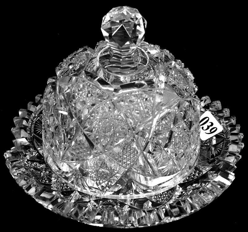 4 1/2" X 6" AMERICAN BRILLIANT CUT GLASS QUARTER PO: 4 1/2" X 6" AMERICAN BRILLIANT CUT GLASS QUARTER POUND BUTTER DISH WELL CUT FLASHED HOBSTAR, CANE, NAILHEAD DIAMOND AND FAN MOTIF - bruise on outside edge of lid