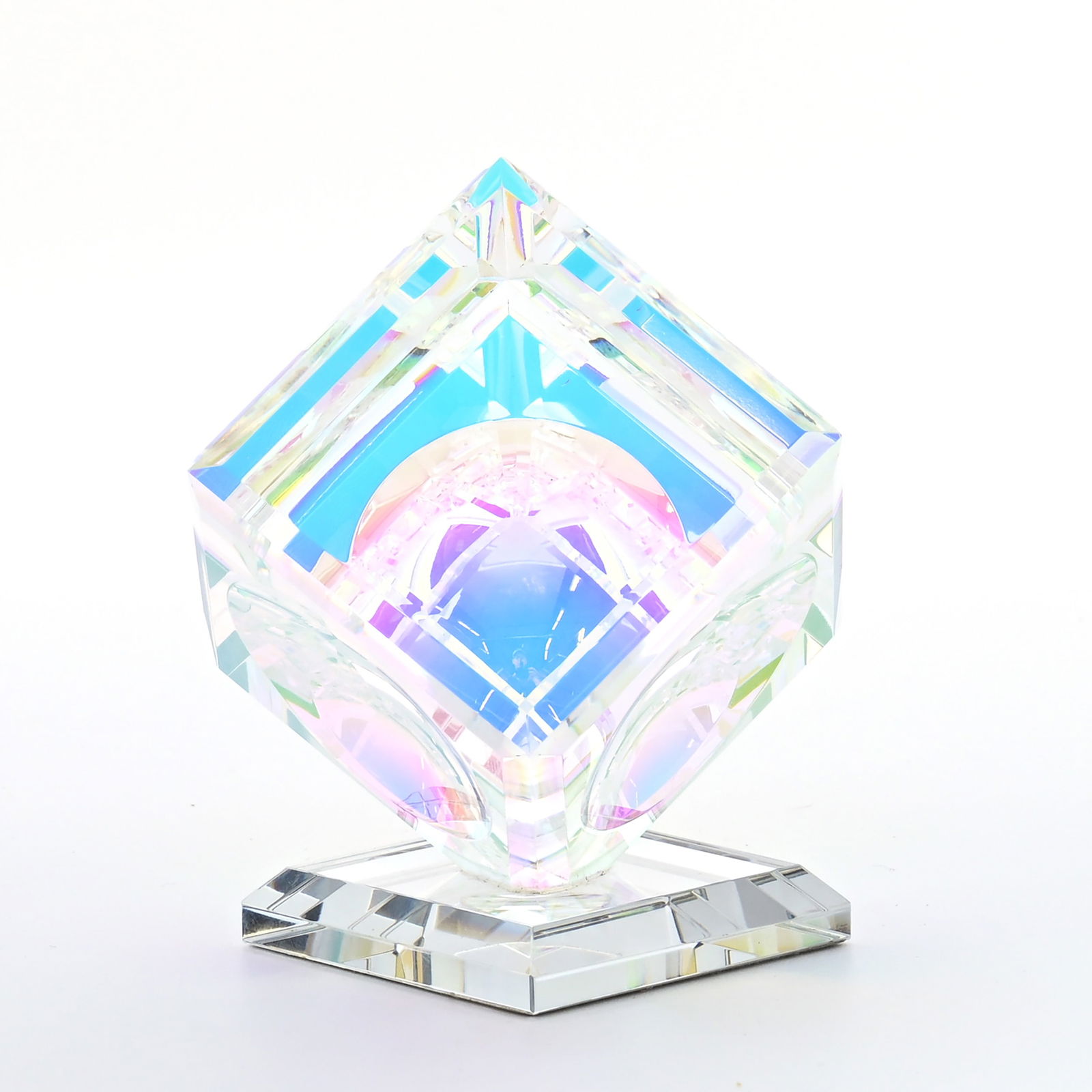 Paperweight Sculpture: Paperweight Sculpture, 3.25" x 3", Highly Refractive Cube Sculpture, No Artist Signature Visible, Willa (Billie) Harrington Collection.