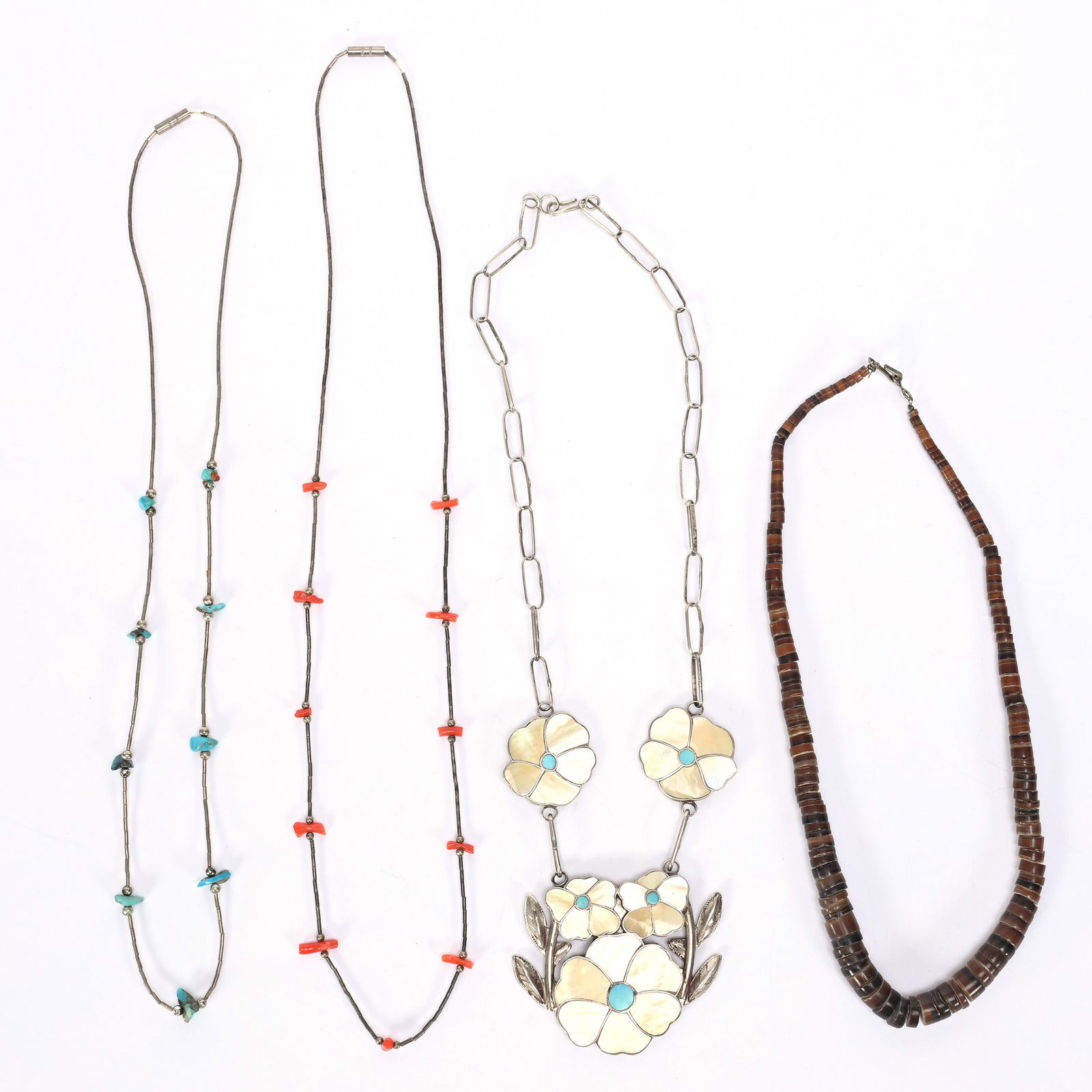 (4) Native American Necklaces Of Different Styles (1 of 4)