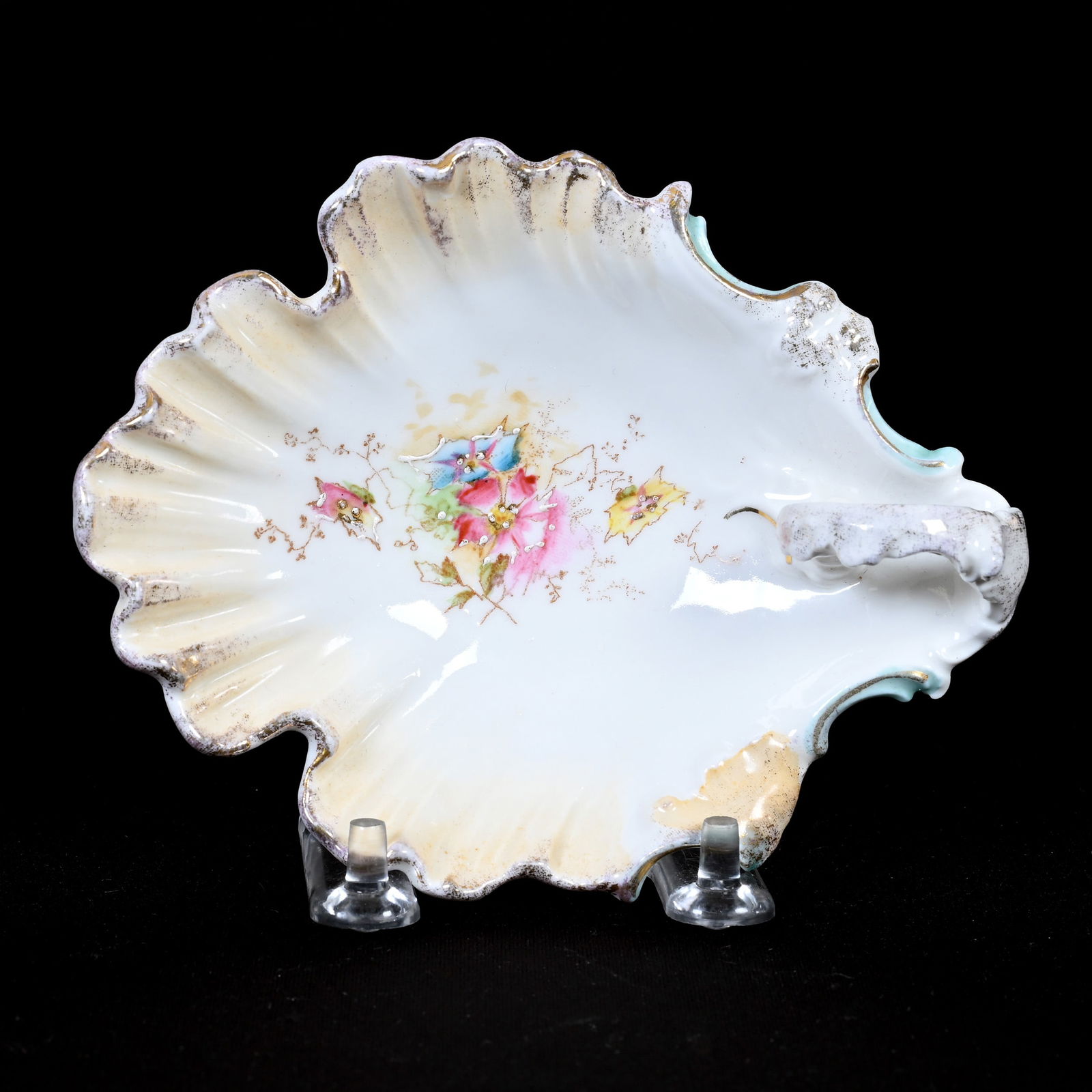 Handled Nappy, Unmarked Prussia (1 of 2)