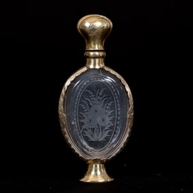 Pedestal Perfume