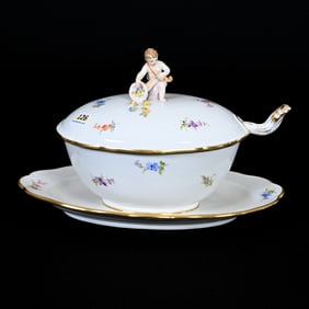 Covered Gravy/Attached Underplate, Meissen