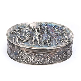 Sterling Oval Hinged Box Marked Holland 930 Fine