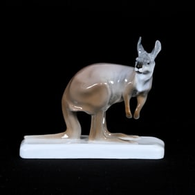 Figurine, Meissen Blue Crossed Swords Mark