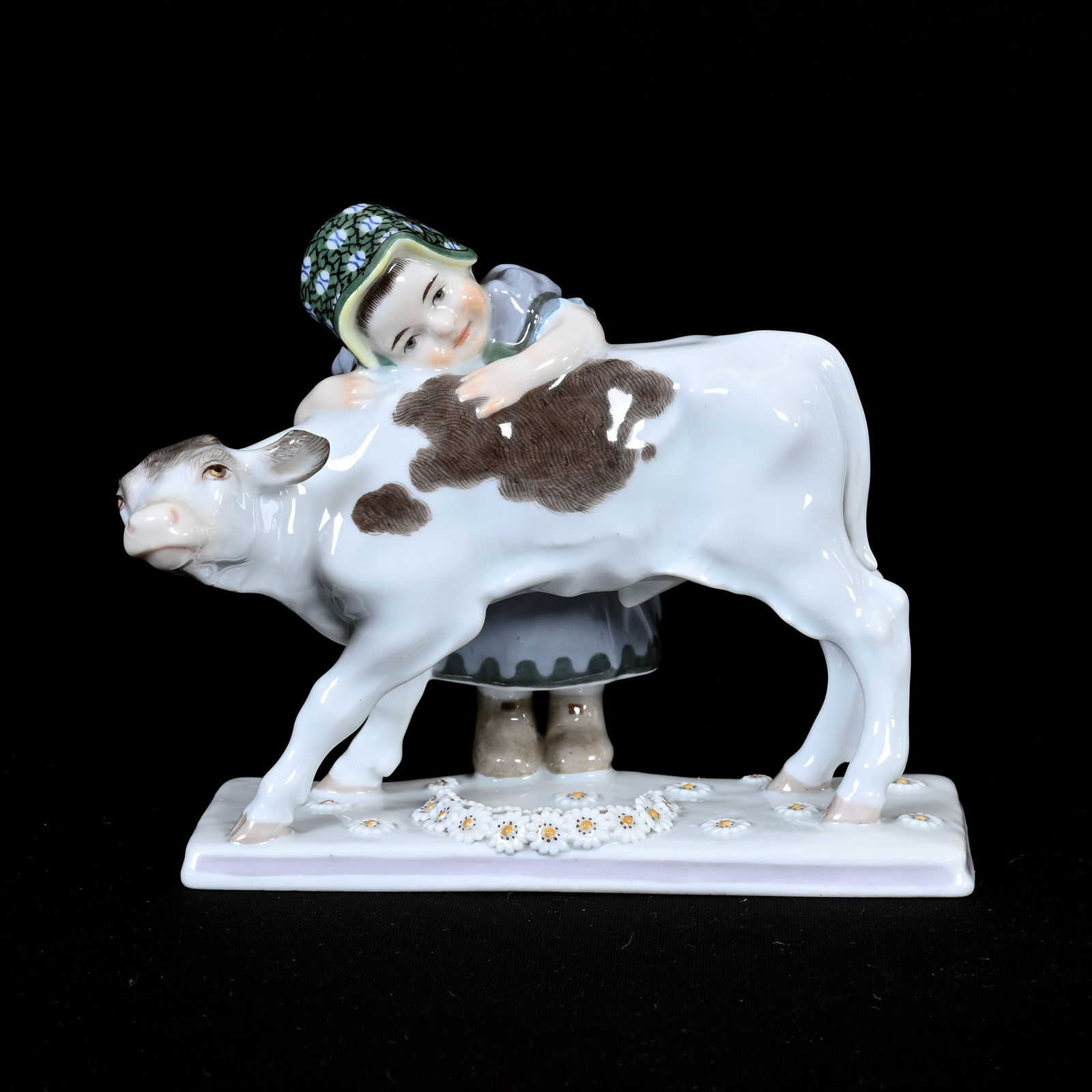 Figurine, Meissen Blue Crossed Swords Mark (1 of 3)