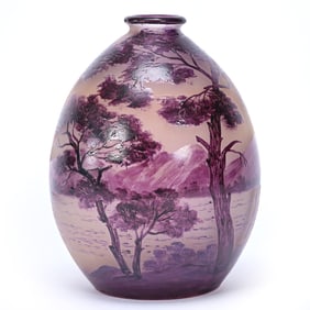 Vase Signed VAL (Val St. Lambert) French Cameo