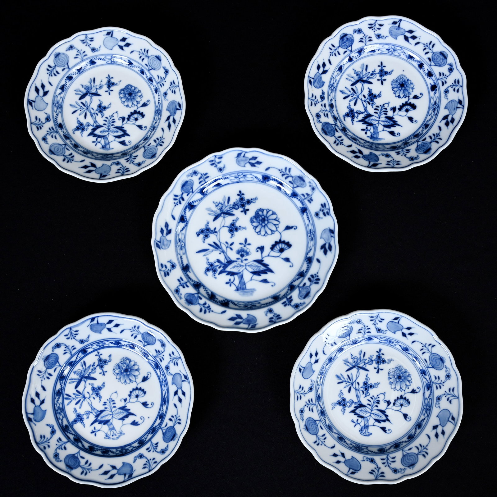 (5) Plates, Meissen Blue Crossed Swords Mark: (5) Plates, Meissen Blue Crossed Swords Mark, (1) 6.75", (4) 6" With Two Slash Marks, Blue Onion Pattern, Frank Cox Estate, Denver, Colorado.