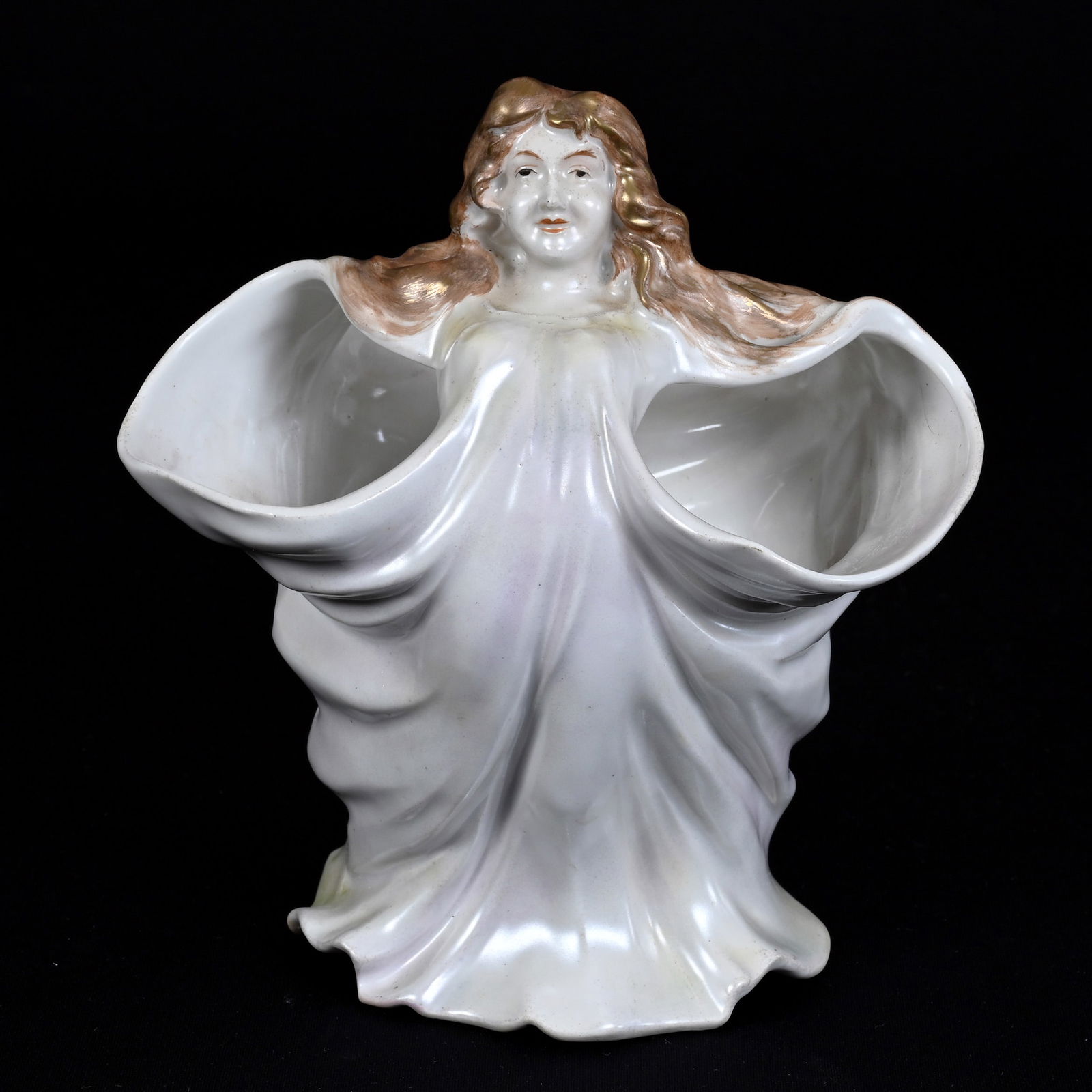 Art Nouveau Lady Basket, Royal Bayreuth Blue Mark (1 of 3)