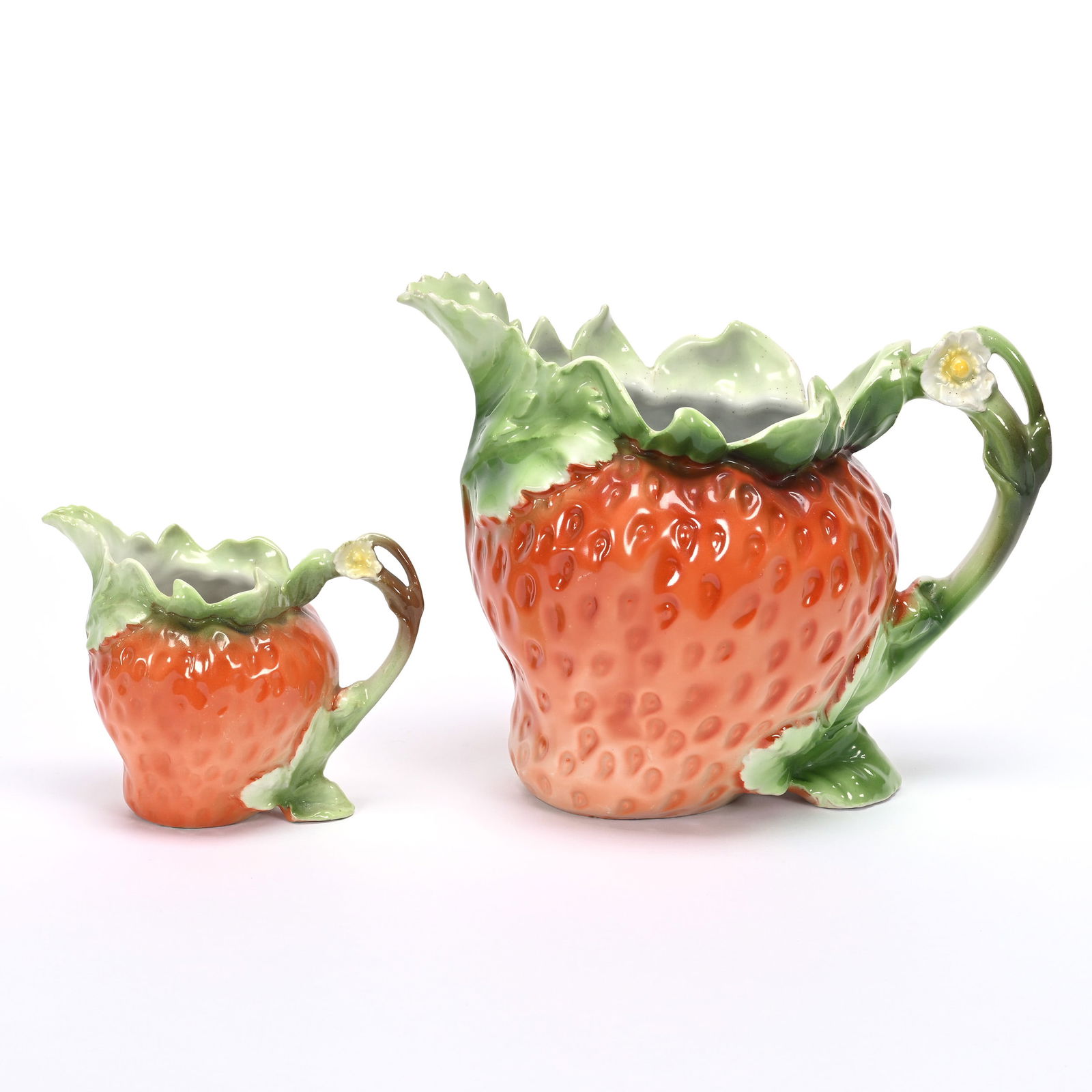 Strawberry Pitcher & Creamer, Royal Bayreuth (1 of 3)