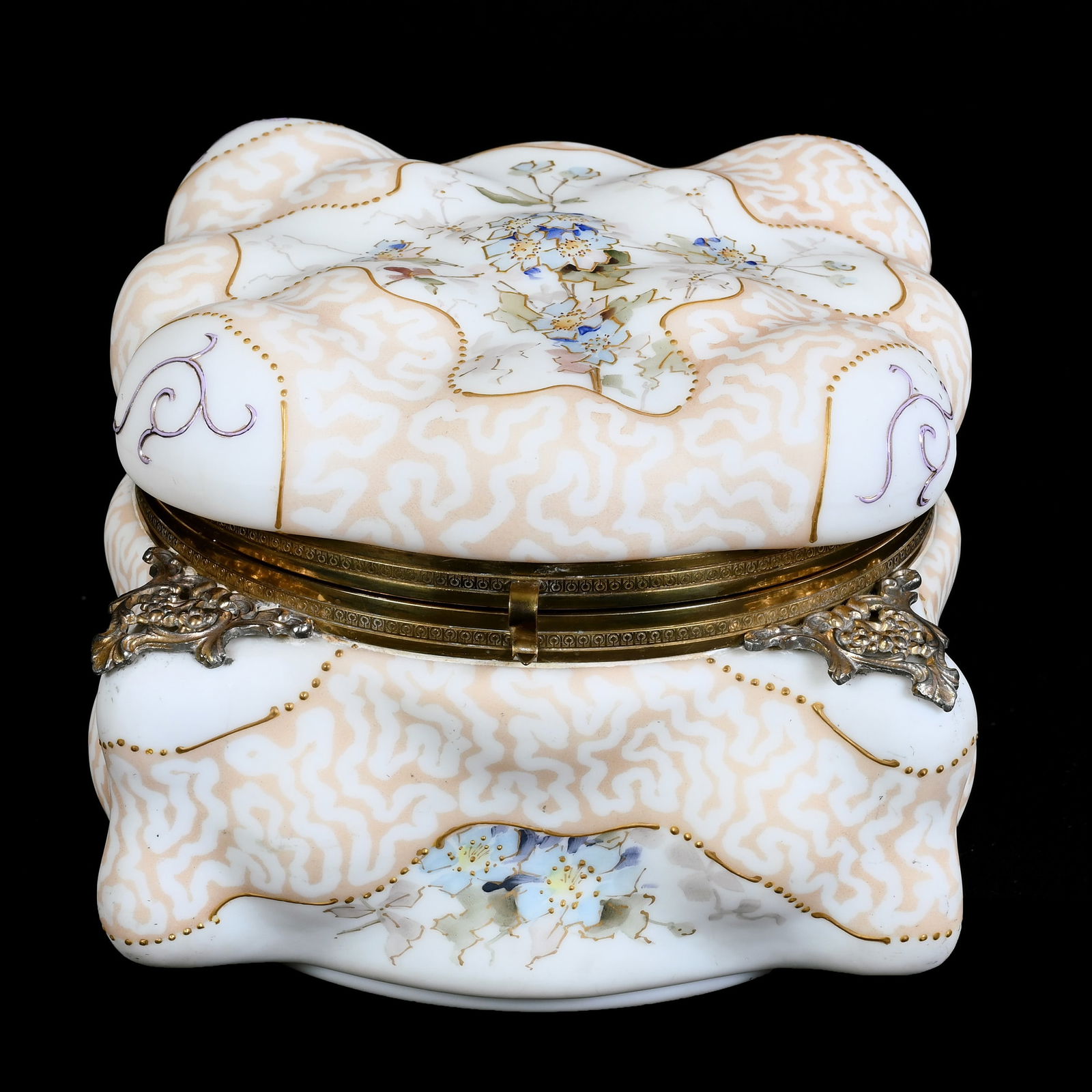 Humidor, Unmarked Wave Crest Art Glass (1 of 4)