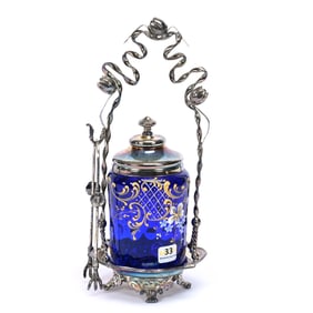 Victorian Pickle Castor