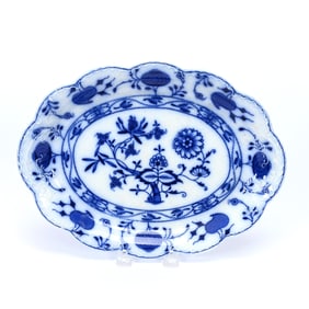 Oval Tray, Holland Pattern By Johnson Brothers