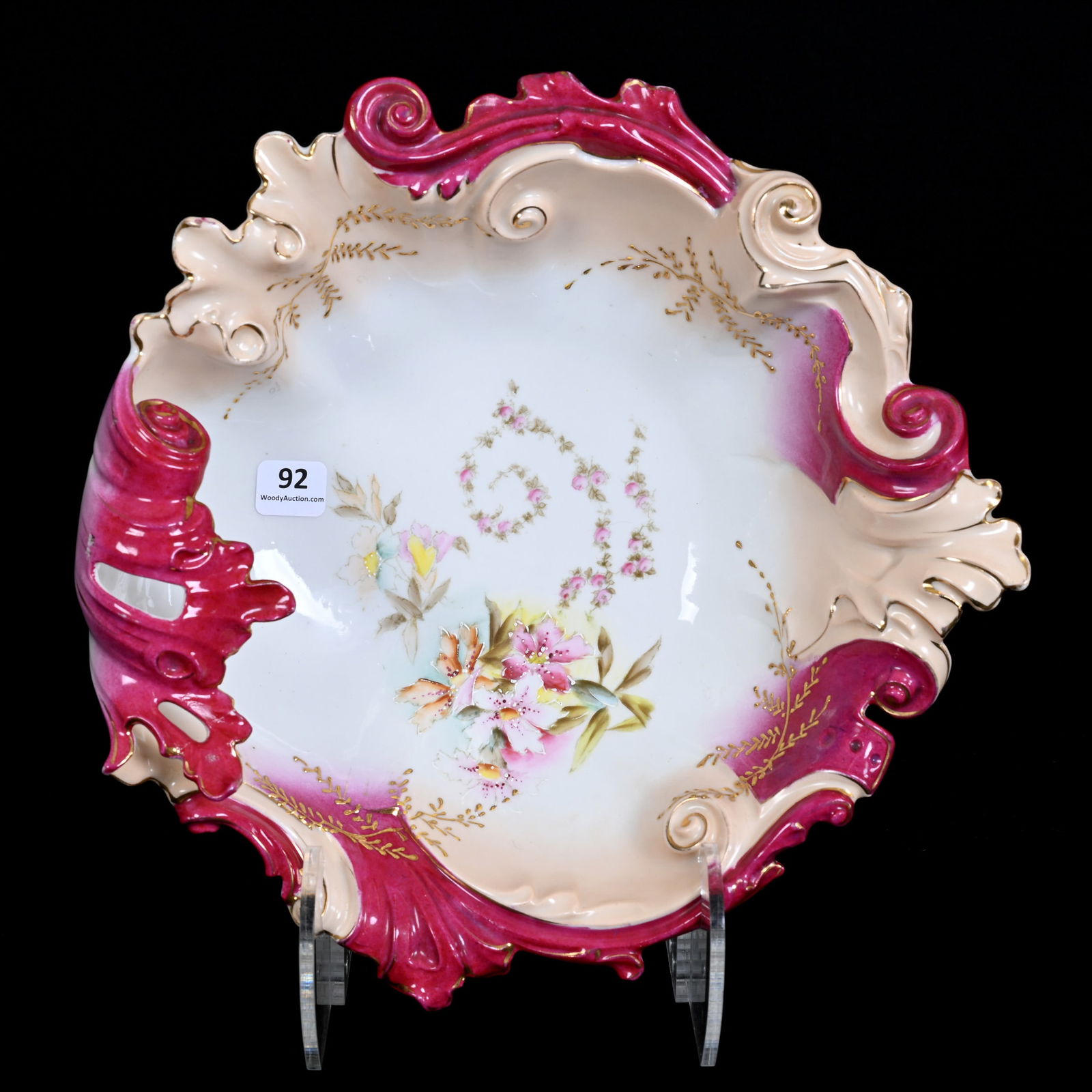 Bowl, Fold-Over Mold, Unmarked R. S. Prussia (1 of 6)