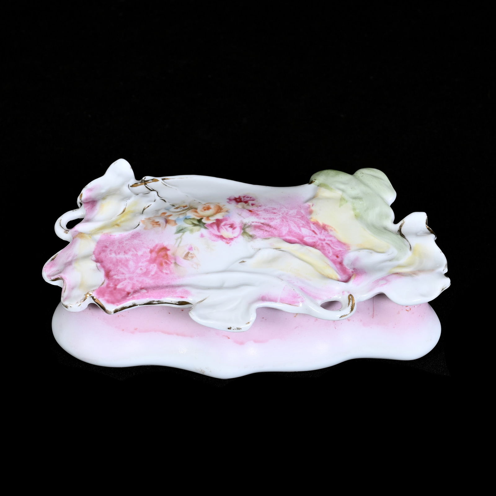 Covered Box, Unmarked R. S. Prussia, Hidden Image (1 of 3)