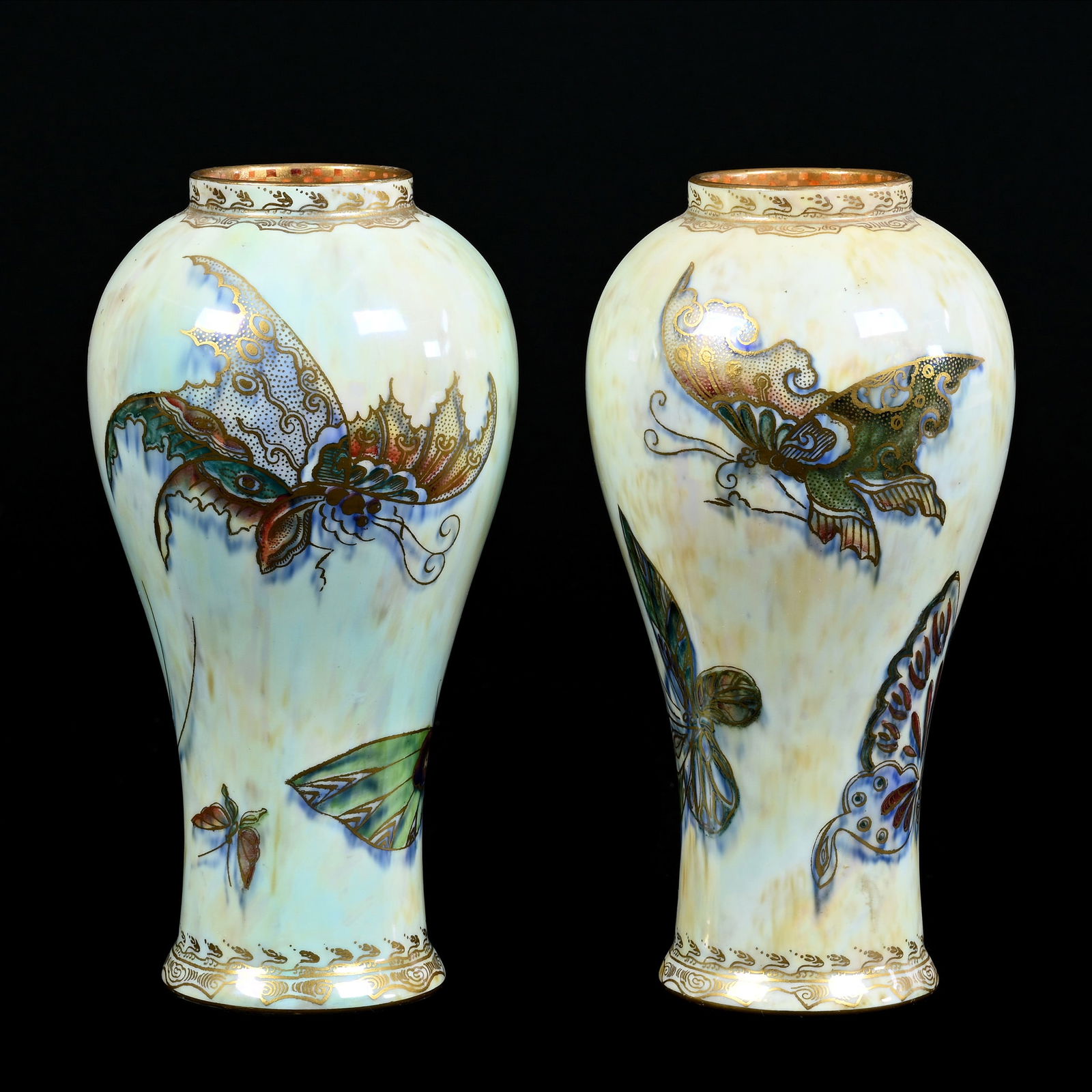 Pair Vases Marked Wedgwood Lustre #Z4832, Beautiful Butterfly Lustre Design (1 of 5)