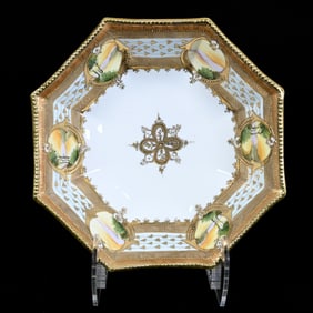 Bowl, Eight-Sided, Nippon Maple Leaf Mark, White Center, Blue and Bronze Border
