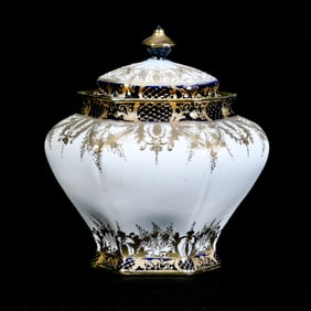 Biscuit Jar, Six-Sided, Nippon Maple Leaf Mark, White With Cobalt Blue Border