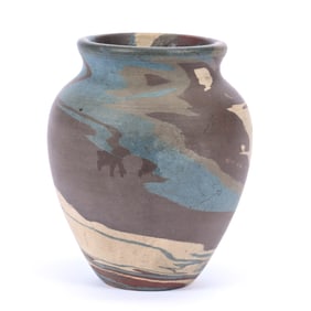 Vase, Niloak Pottery, Mission Swirl, Original "Biggs" Paper Label