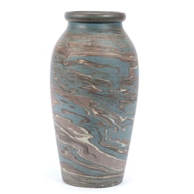 Vase, Niloak Pottery First Art Mark, Mission Swirl