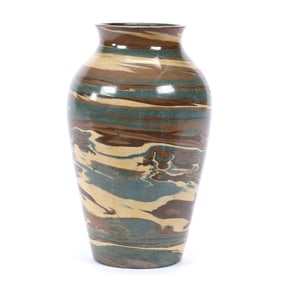 Vase, Niloak Pottery First Art Mark, Mission Swirl