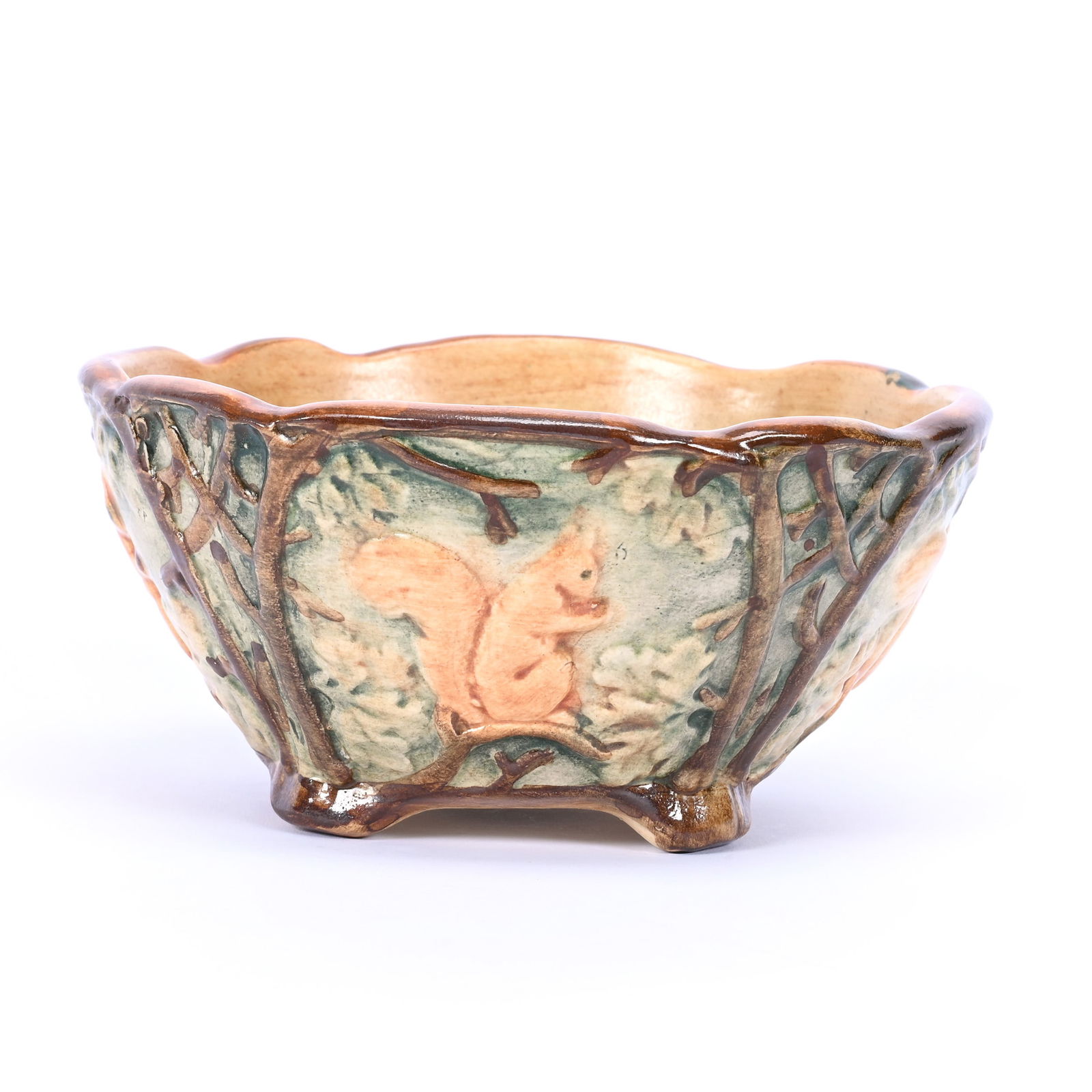 Bowl Marked Weller Ware Art Pottery, Woodcraft Squirrel Design (1 of 3)