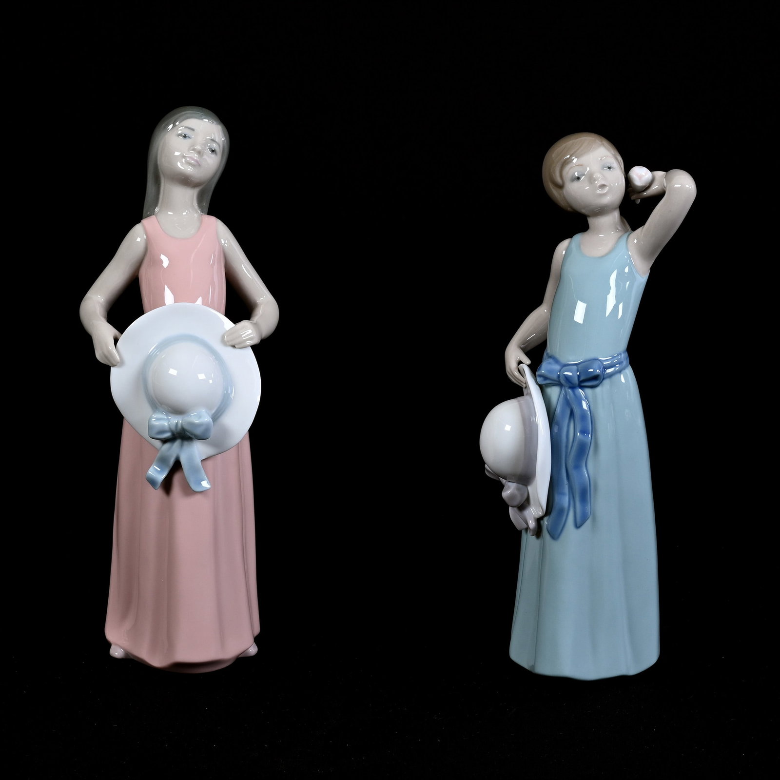 (2) Figurines Marked Lladro, (1) Titled "Prissy" #5010, (1) Titled "The Dreamer" #5008: (2) Figurines Marked Lladro, (1) Titled "Prissy" #5010, (1) Titled "The Dreamer" #5008, 10" approximately, Estate Of Marvin And Elfriede MIller, North Dakota.