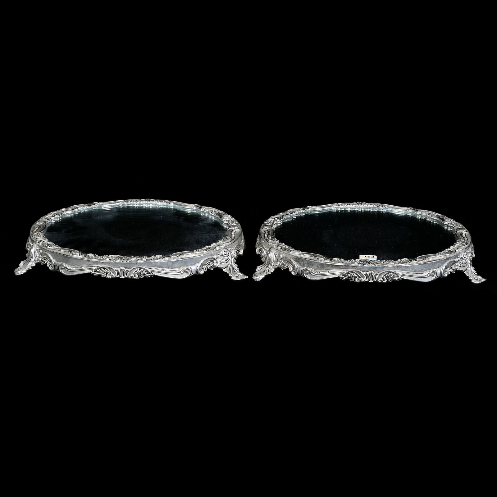 (2) Round Mirrored Plateaus Marked Wallace Silverplate, 10" Diameter Mirrors, Modern (1 of 4)