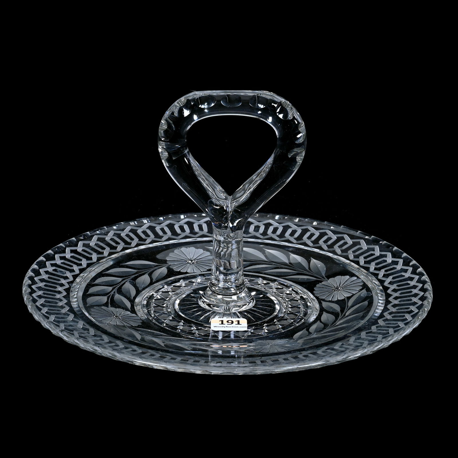 Sandwich Plate, ABCG, Beverly Pattern By Meriden - Nice Center Handle (1 of 3)