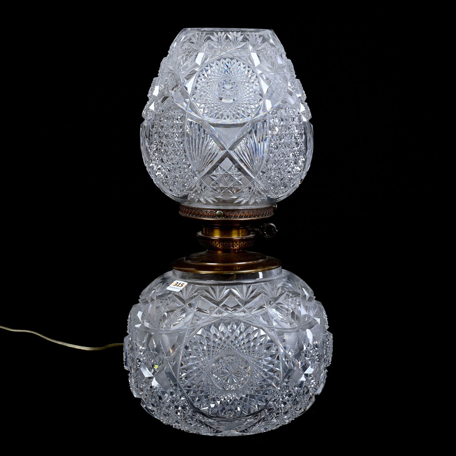 Short Gone With The Wind Lamp, ABCG, Matching Hobstar, Cane, Strawberry Diamond & Fan Motif (1 of 3)