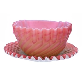 Finger Bowl/Underplate, "Watermelon" Satin Swirl Mother Of Pearl Art Glass, Shell Form