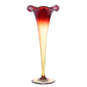 Trumpet Vase, Amberina Art Glass, Optic Rib Design, Fantastic Color