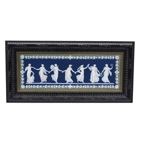 Plaque Marked Wedgwood England Jasperware, Classic Blue And White With Green Border